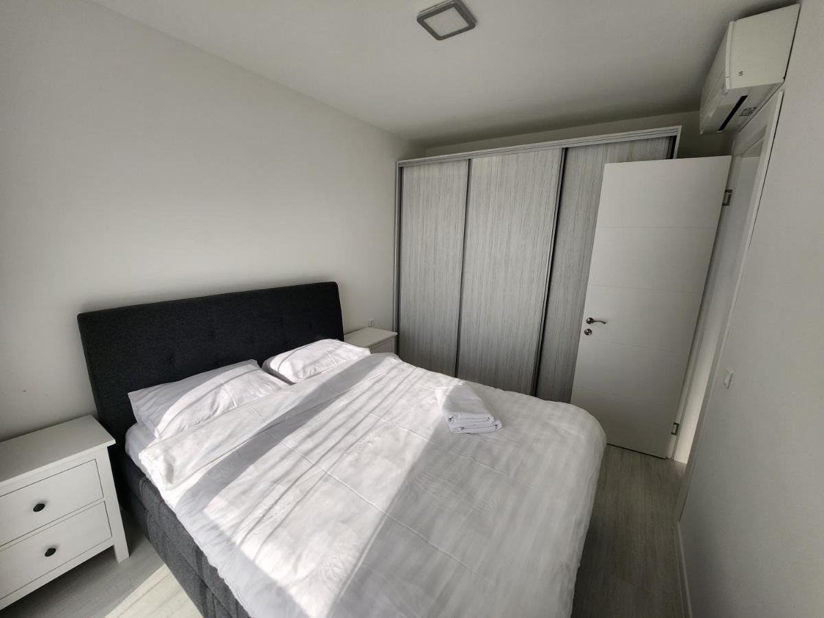 Grand Look & Best Location For Business On บูคาเรสต์ ภายนอก รูปภาพ
